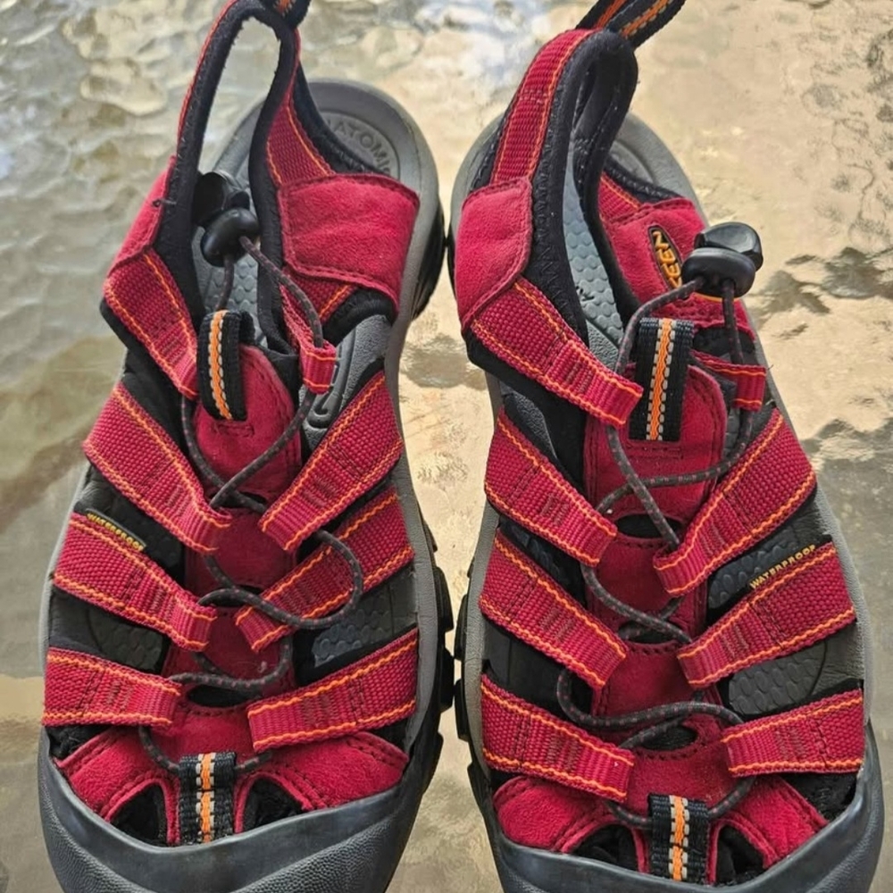 Keen H2 Sandals Sz 8.5 Women's